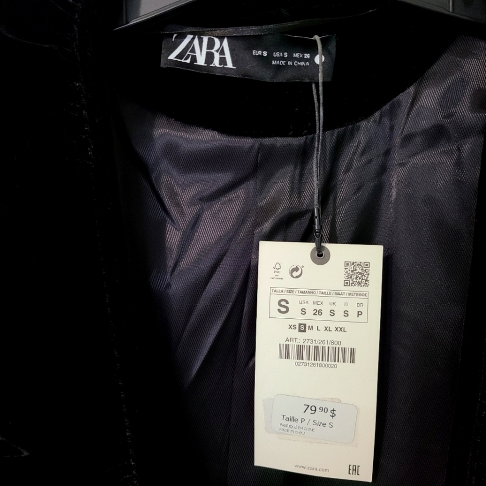 ZARA Ruffled Velvet Blazer - Picture 6 of 7